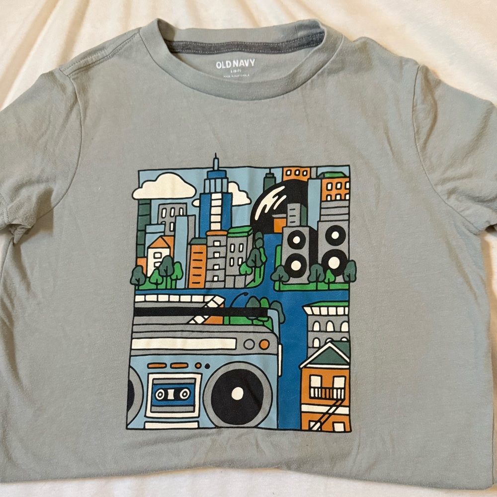 Old Navy Gray Urban Graphic Tee Short Sleeve